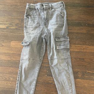 American Eagle Women's Gray Cargo Style Skinny Jeans - Size 8 Regular